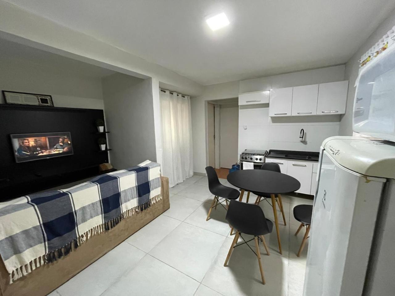 Casa Fundos Eco City 03 Simples E Confortavel Com 2 Quartos E Garagem Curitiba Extérieur photo